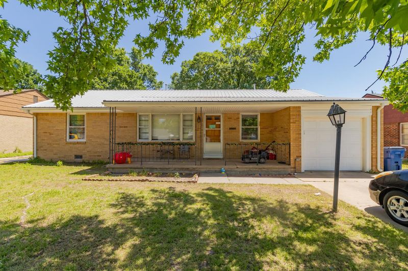 3701 E Skinner, Wichita, KS 67218