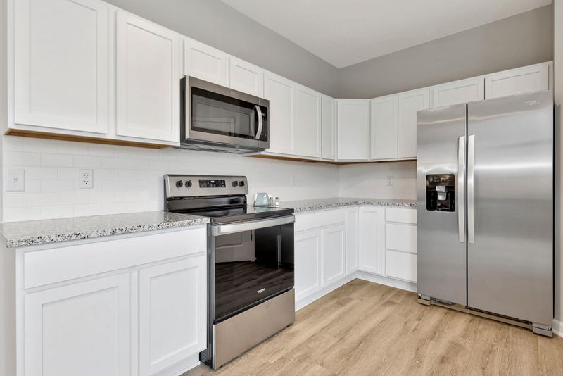 7624 E Pheasant Ridge St, Bel Aire, KS 67226