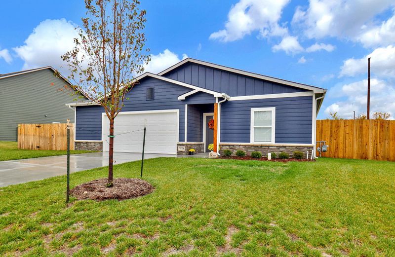 7624 E Pheasant Ridge St, Bel Aire, KS 67226