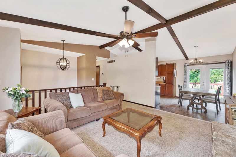 1113 Mccaskey Dr, Rose Hill, KS 67133