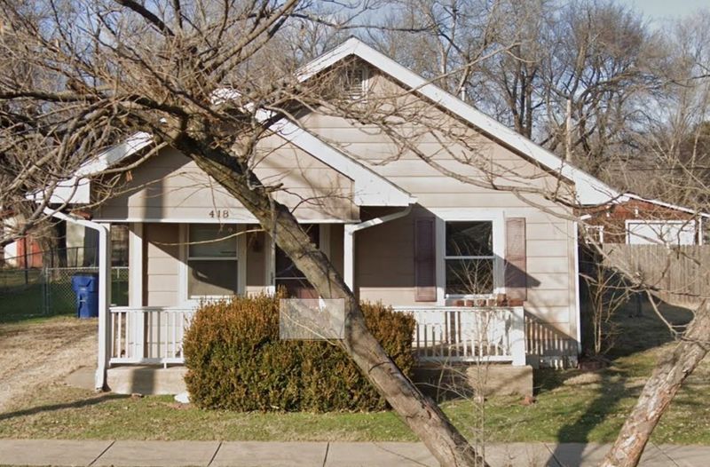 418 E First, Douglass, KS 67039