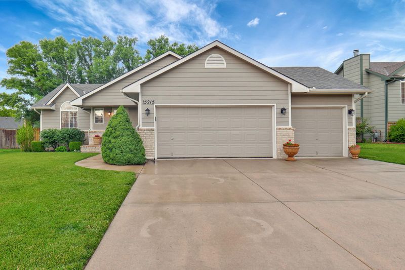 15215 E Sharon St, Wichita, KS 67230