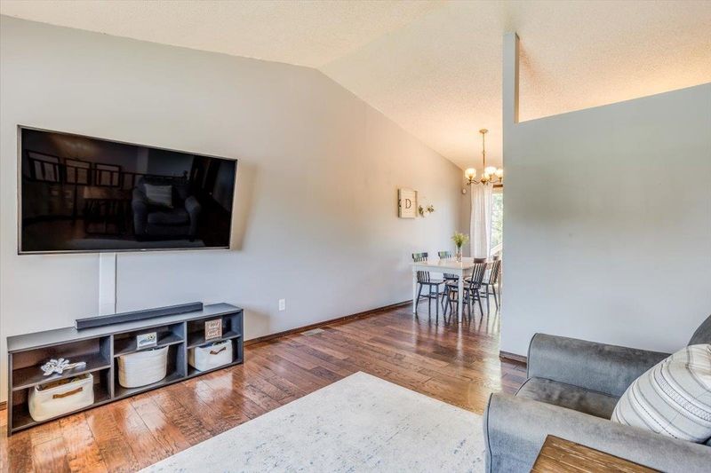 400 E Burning Tree Rd, Derby, KS 67037