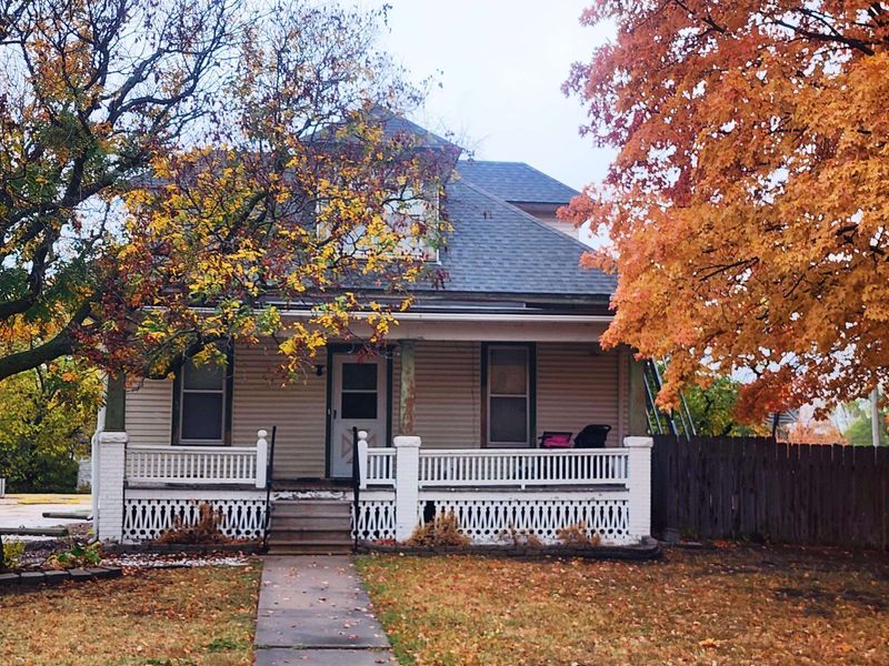 126 S Pine, Newton, KS 67114