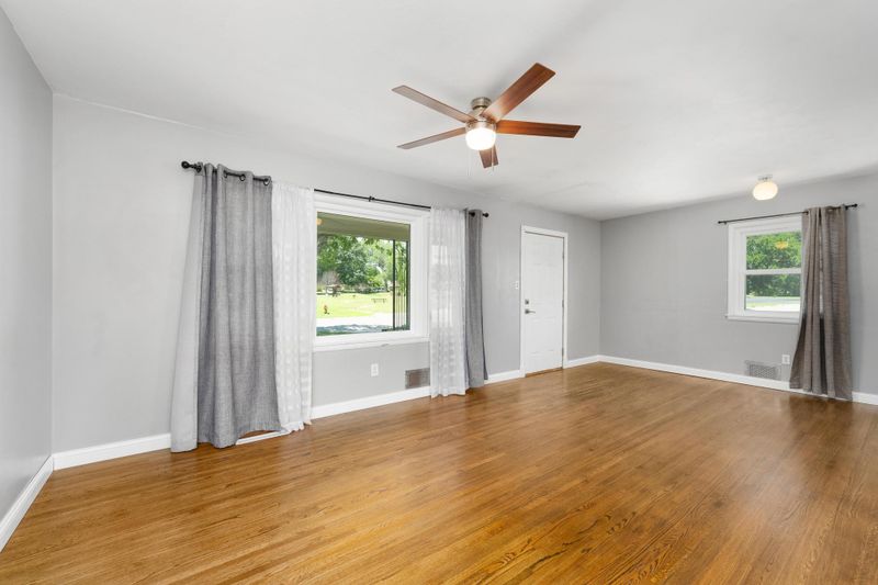 322 S Lakeview, Derby, KS 67037