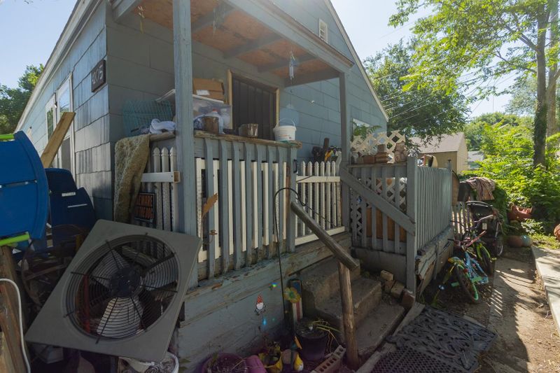4203 E Menlo, Wichita, KS 67211