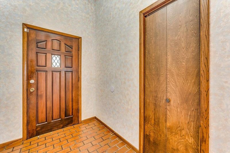 26 Angelina Dr, Augusta, KS 67010