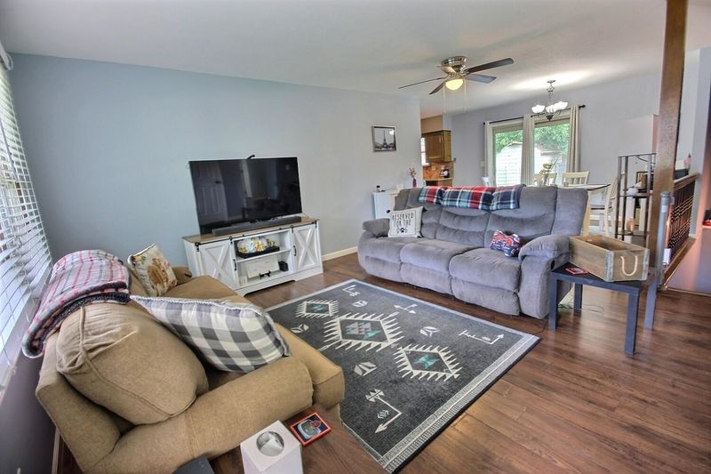 111 April Dr, Mulvane, KS 67110