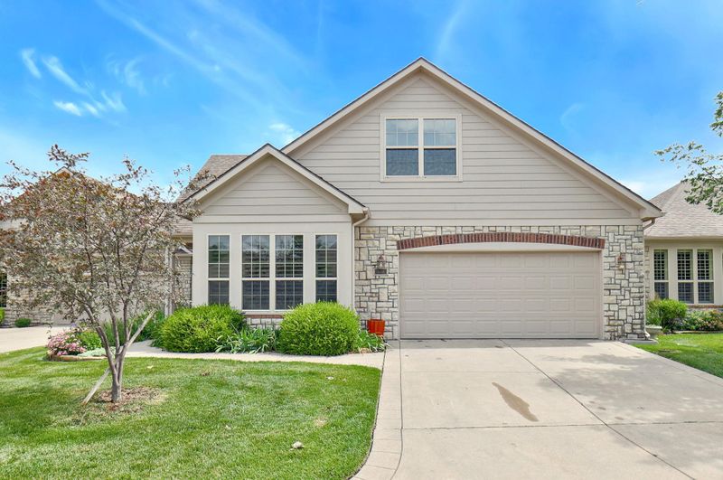 4050 N Goldenrod Ct, Maize, KS 67101