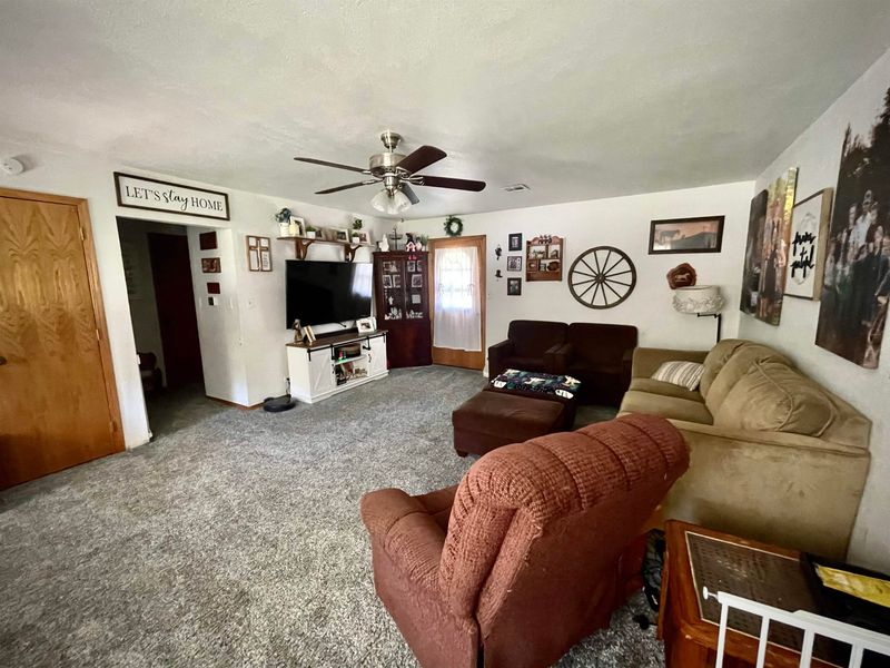615 Walnut, Burden, KS 67019