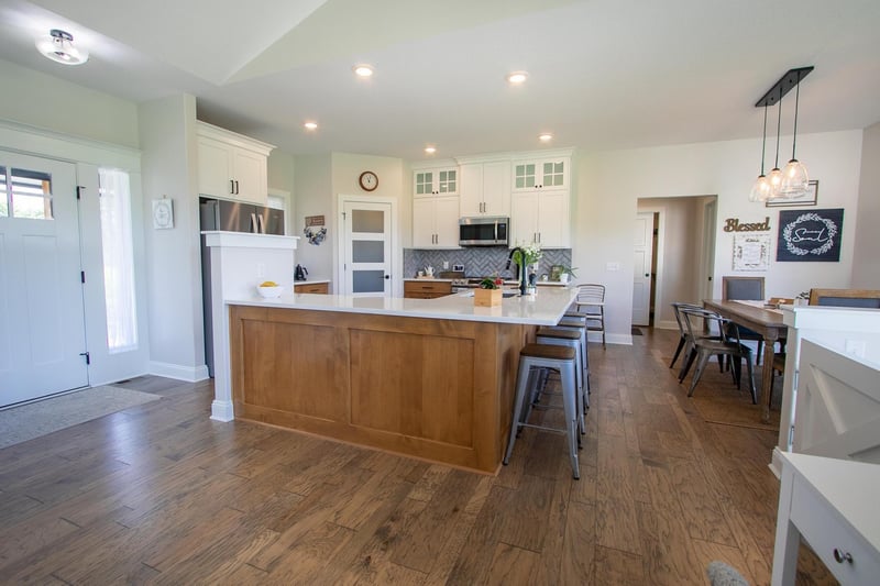 503 E Central St, Whitewater, KS 67154