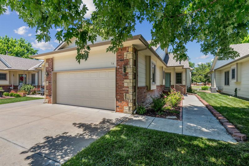 342 Lioba Apt# 7A, Andover, KS 67002-9075