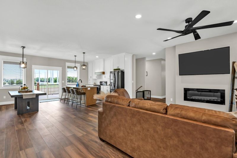 7000 E Pheasant Ridge St, Bel Aire, KS 67226