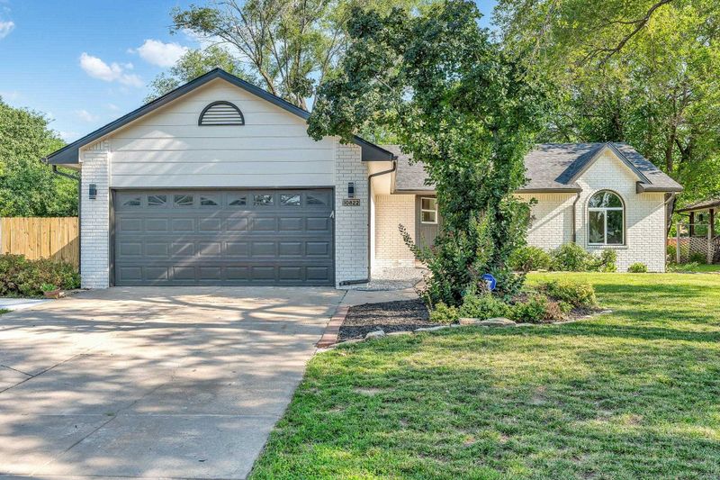 10822 W Kent St, Wichita, KS 67209