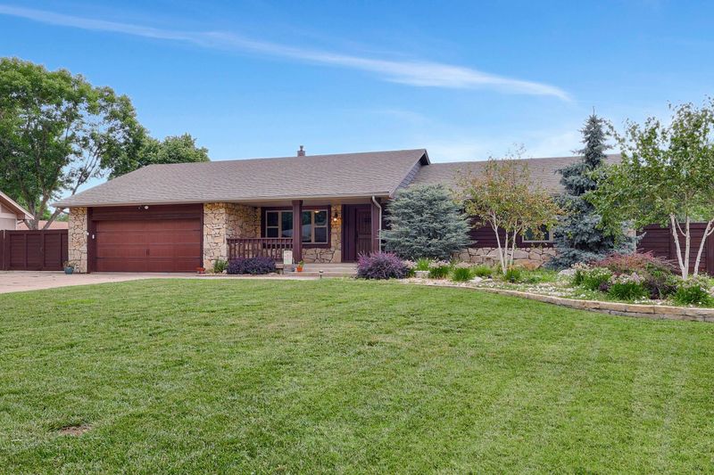 1424 E Deer Trl, Derby, KS 67037
