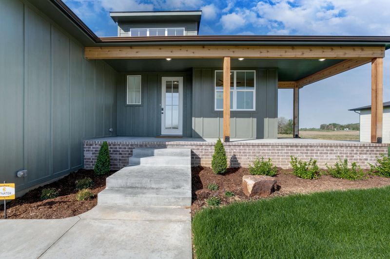 4501 N Bluestem St, Maize, KS 67101