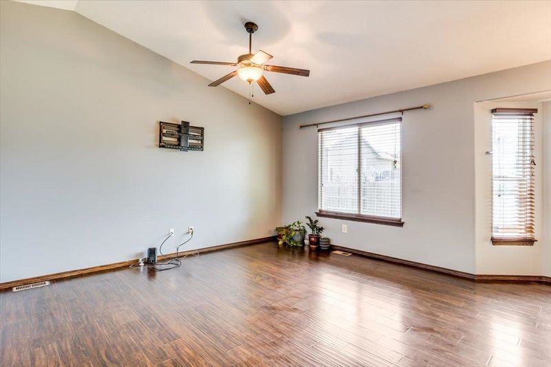 1411 E Rough Creek Pl, Derby, KS 67037