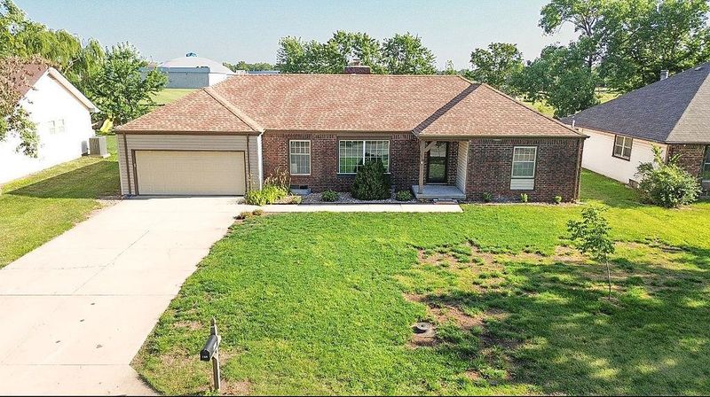 120 Brazos Dr, Goddard, KS 67052