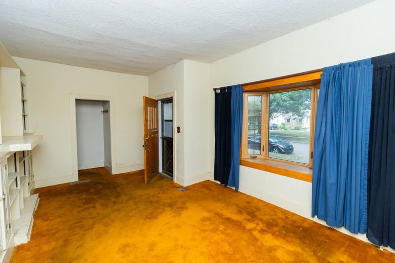 1131 N Pearce, Wichita, KS 67203