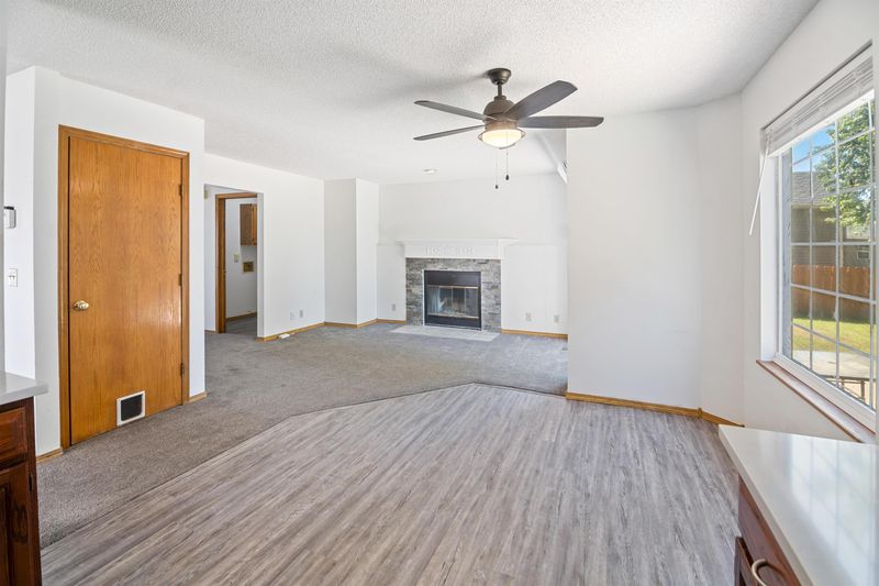 5506 E Pembrook St, Wichita, KS 67220