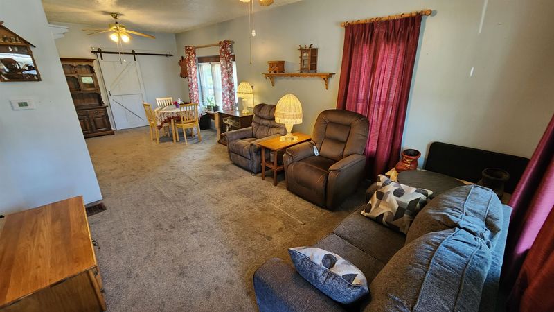 902 E Elm St, Salina, KS 67401