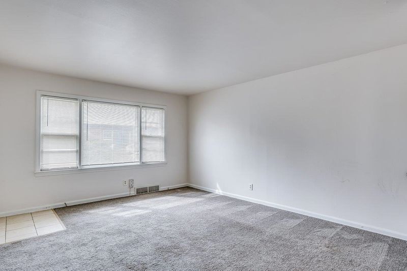 6142 E Harry St #6144 E Harry, Wichita, KS 67218