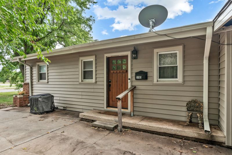 3163 S Everett St, Wichita, KS 67217-2023