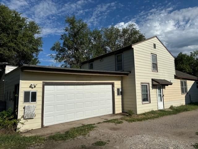 136 E 43rd St S S, Wichita, KS 67216