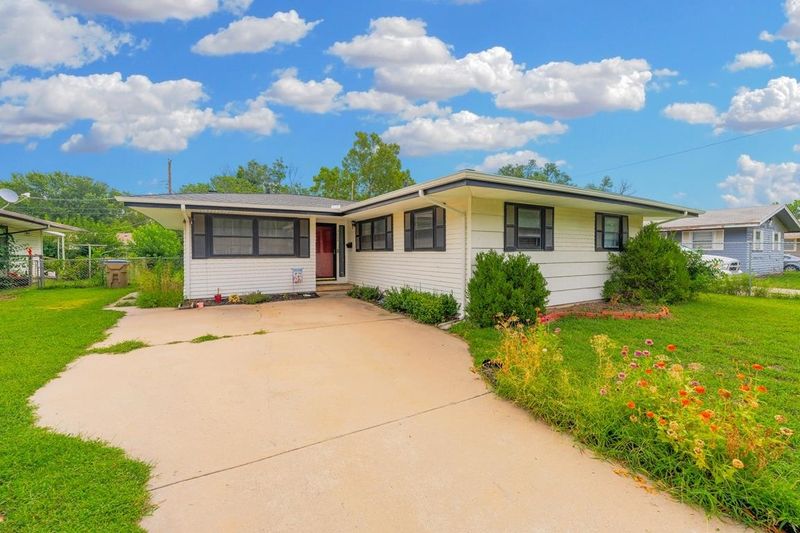 3426 S Everett St, Wichita, KS 67217