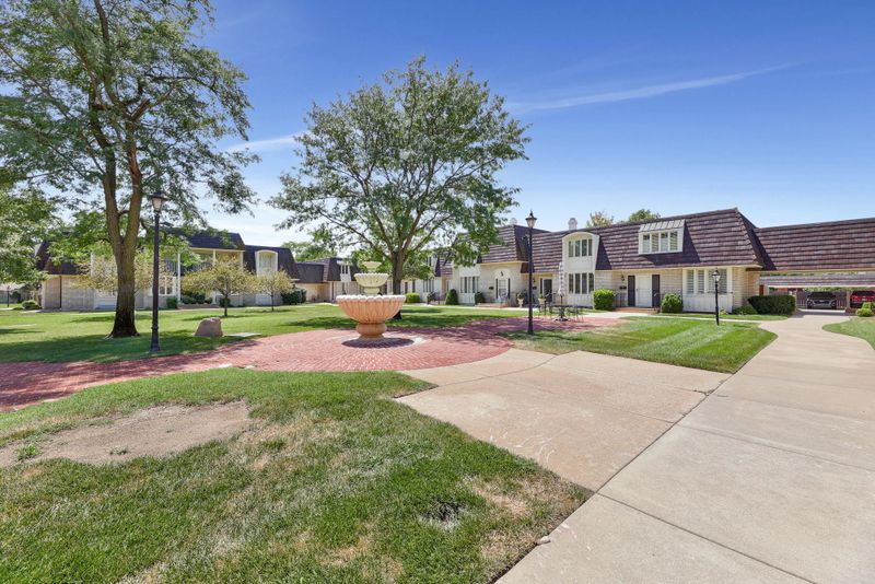 7077 E Central #3, Wichita, KS 67206