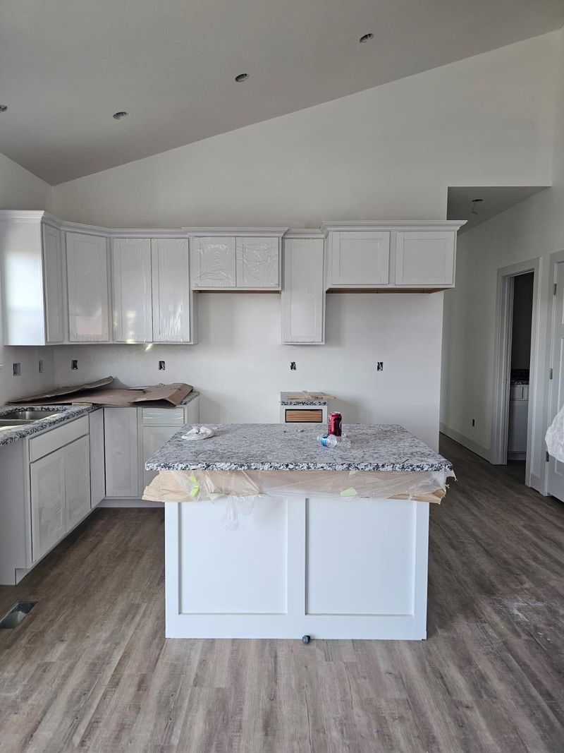 8777 E Summerside Pl, Bel Aire, KS 67226