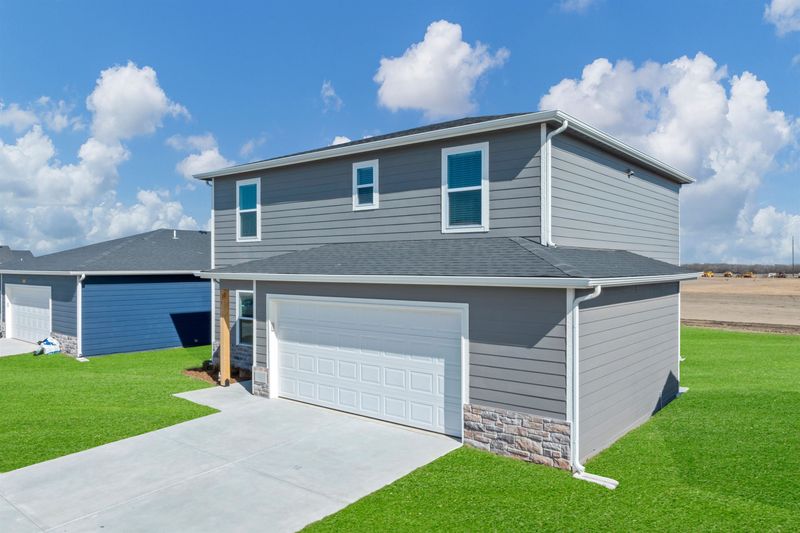 2705 S Cypress St, Wichita, KS 67210