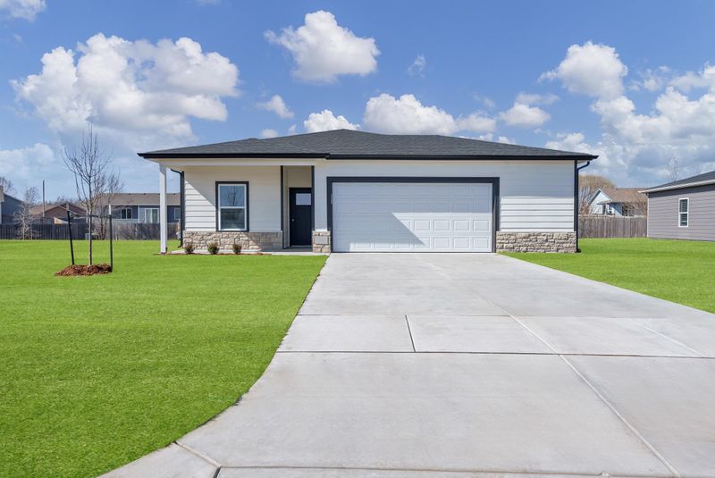 9413 E Creed St, Wichita, KS 67210