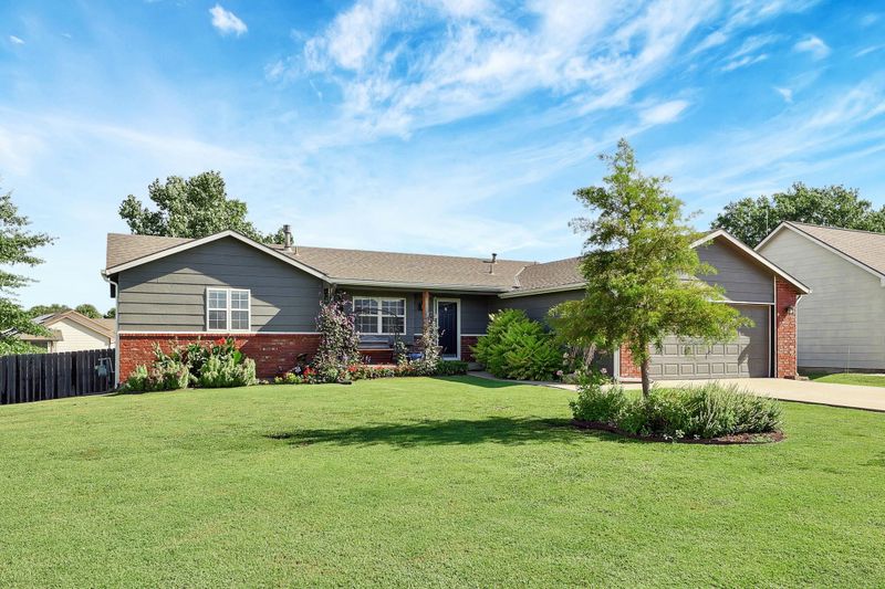 2200 E Summerset, Derby, KS 67037