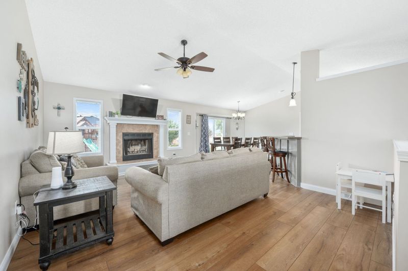 11806 W Wilkinson St, Maize, KS 67101