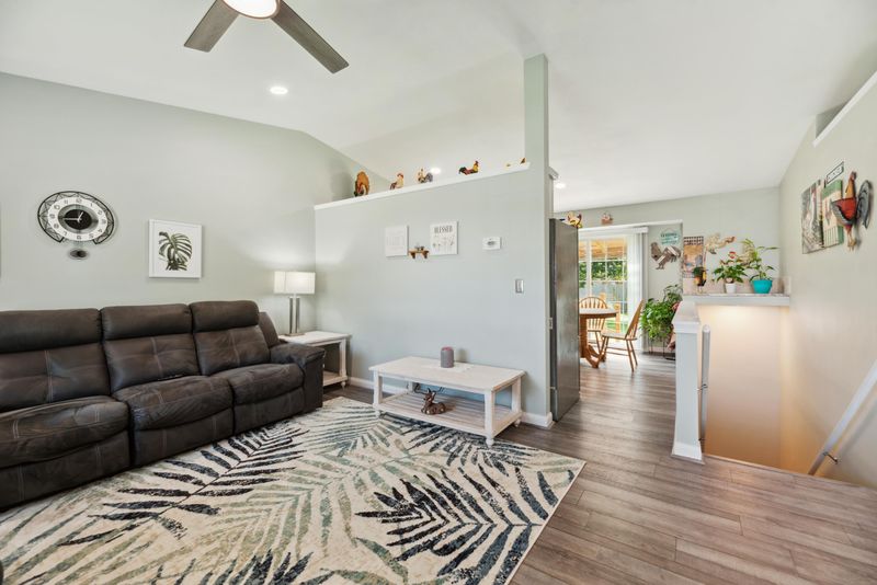 1319 E Dirck St, Haysville, KS 67060