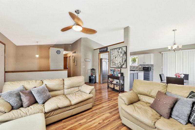1418 E 45th St S, Wichita, KS 67216