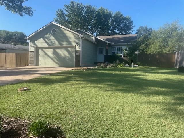 2317 E Gary St, Park City, KS 67219
