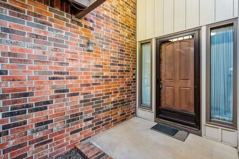 7700 E 13th St N #92, Wichita, KS 67206