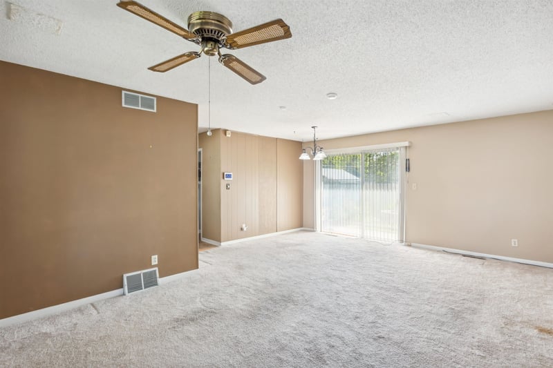 2816 S Martinson, Wichita, KS 67217-0000