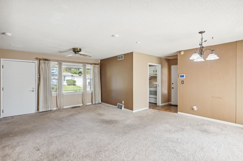 2816 S Martinson, Wichita, KS 67217-0000