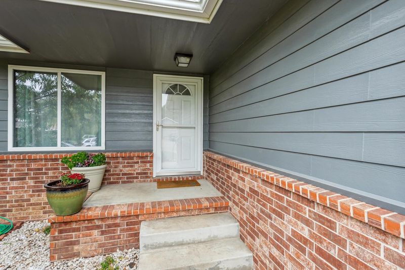 1507 E Mona St, Wichita, KS 67216