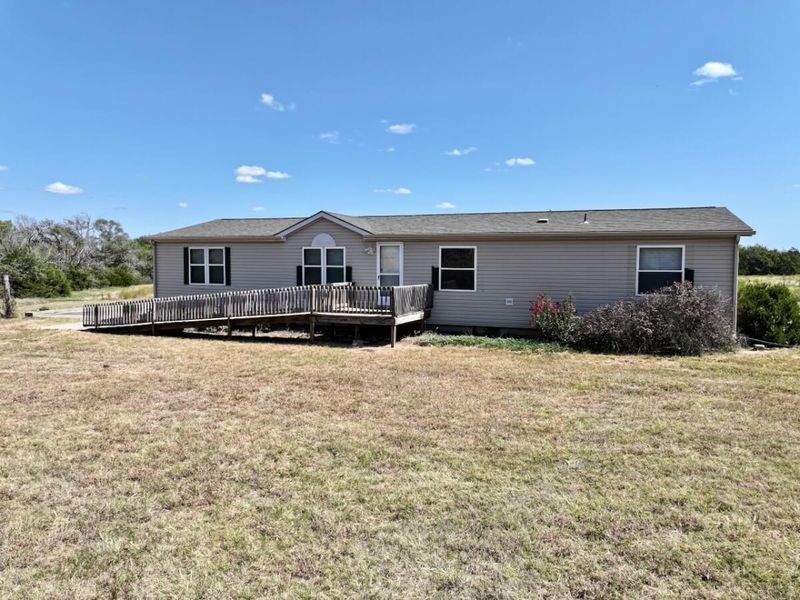 12404 N Webb Rd, Valley Center, KS 67147