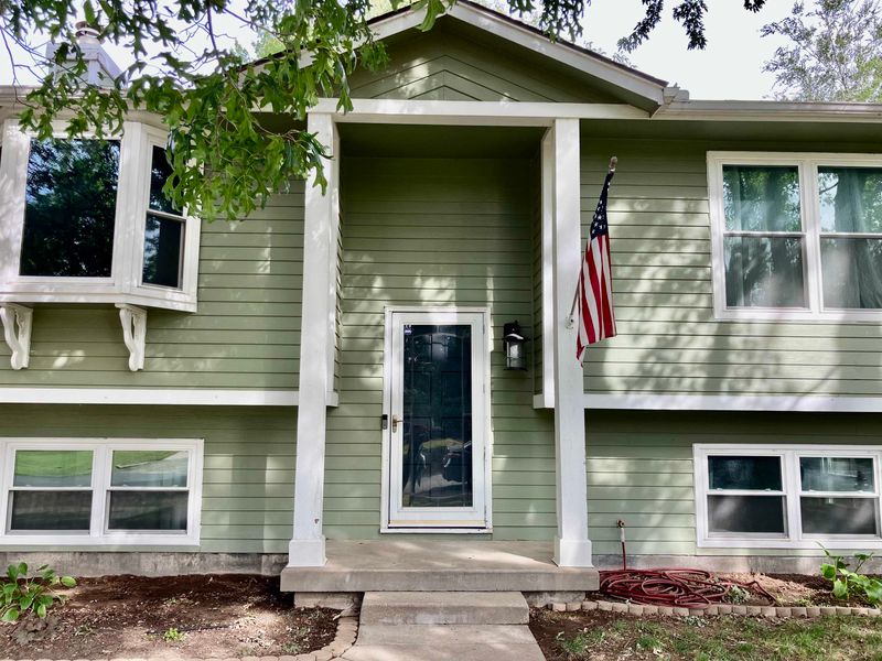 708 S Opal St, Maize, KS 67101-9505