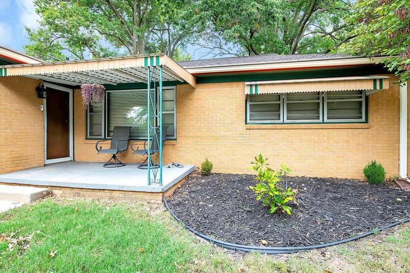 7510 E Morris St, Wichita, KS 67207