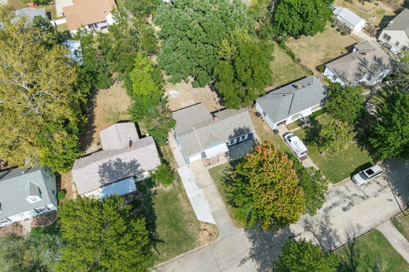 2208 E Mesita Dr, Wichita, KS 67211