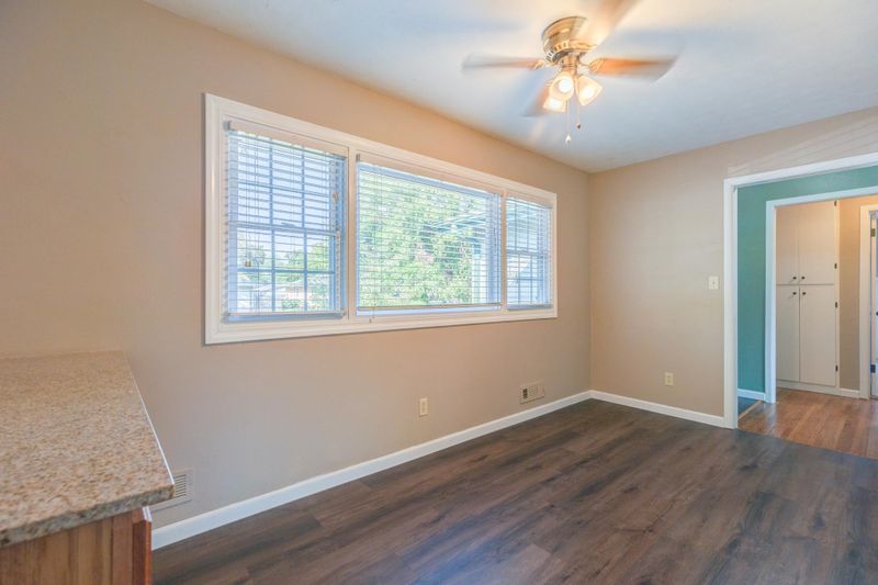 638 Carl Ave, Salina, KS 67401