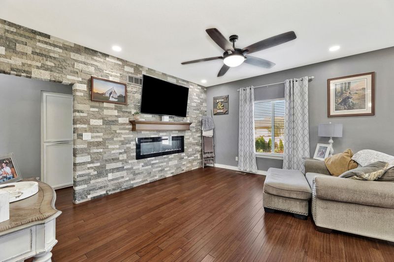 3207 N Nancy Ln, Derby, KS 67037