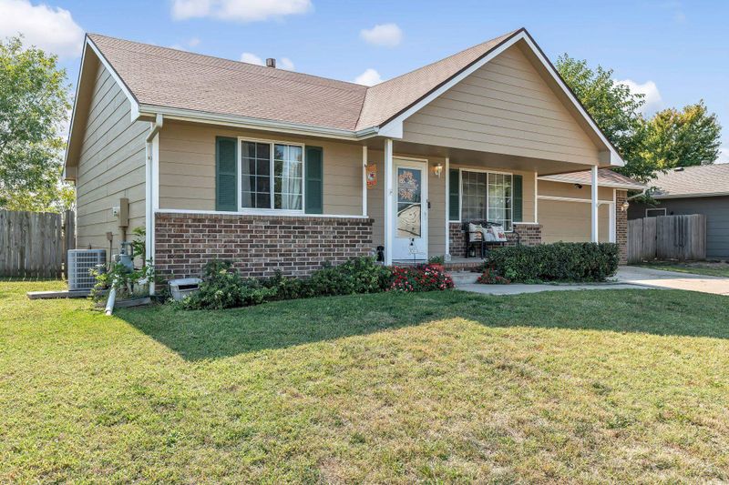 1801 E Summerwood St, Goddard, KS 67052