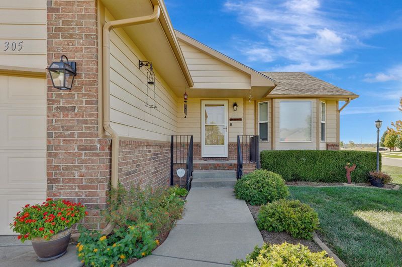 305 W Meadowsweet Ct, Andover, KS 67002